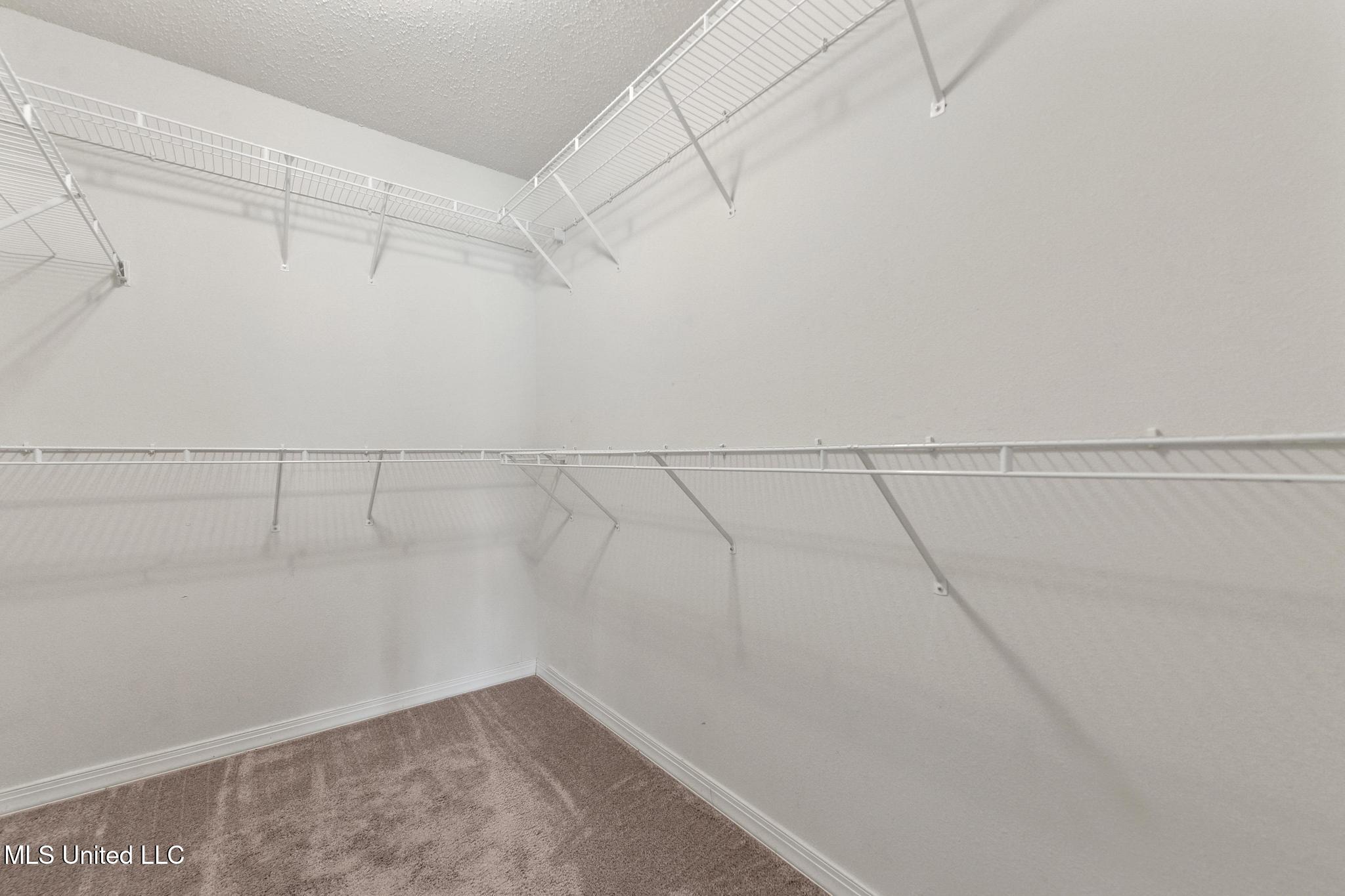 18026 Cypress Pointe Drive Property Photo 14