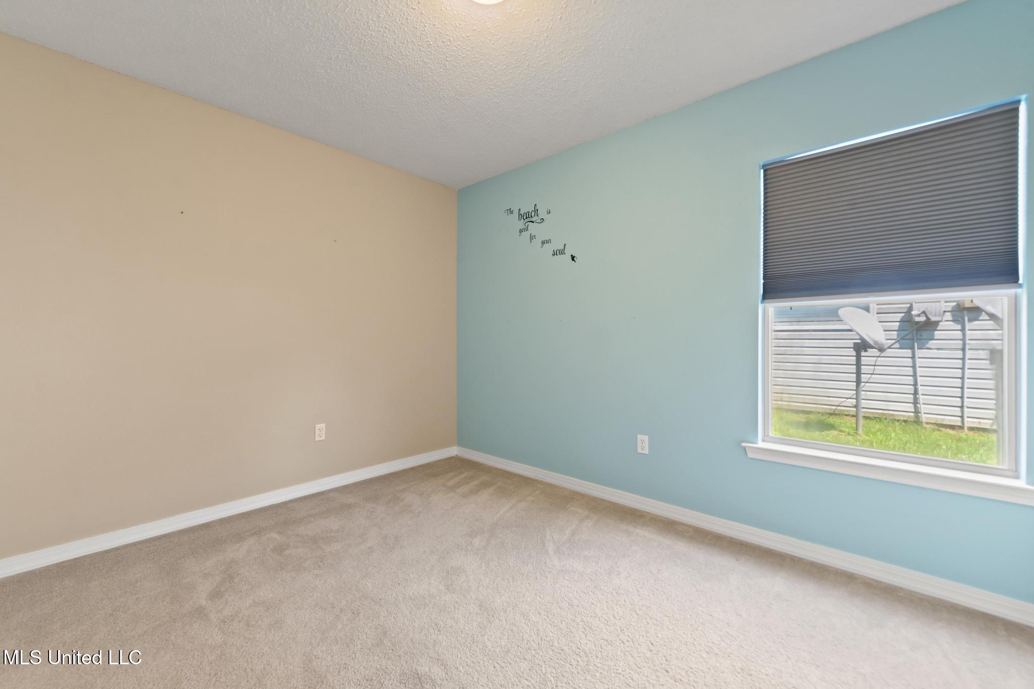 18026 Cypress Pointe Drive Property Photo 18