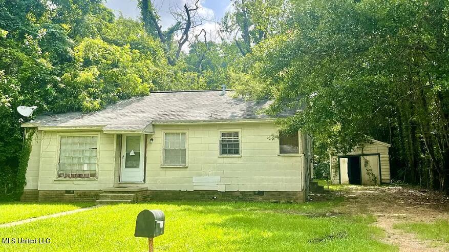 809 Robertson Street Property Photo 5