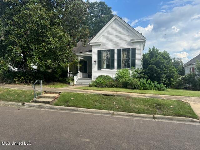 205 Linton Avenue Property Photo 1