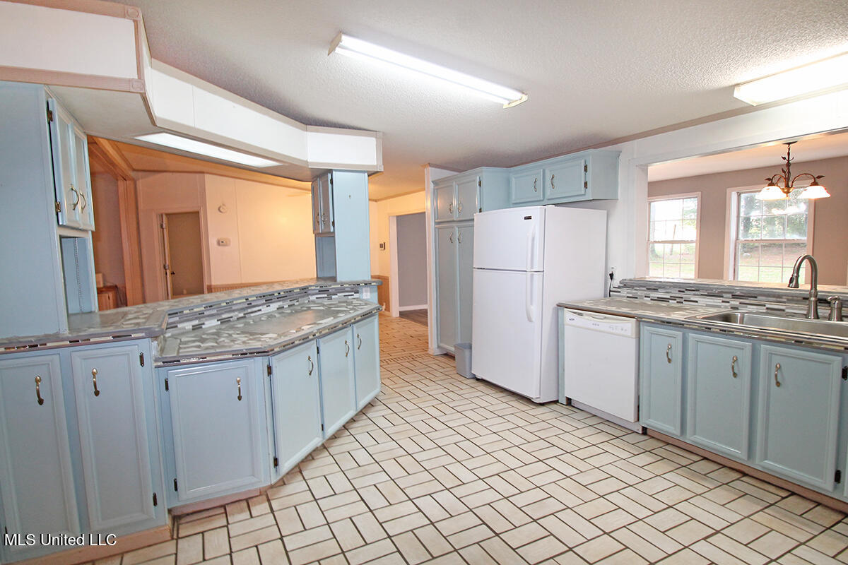 202 Howell Road Property Photo 15