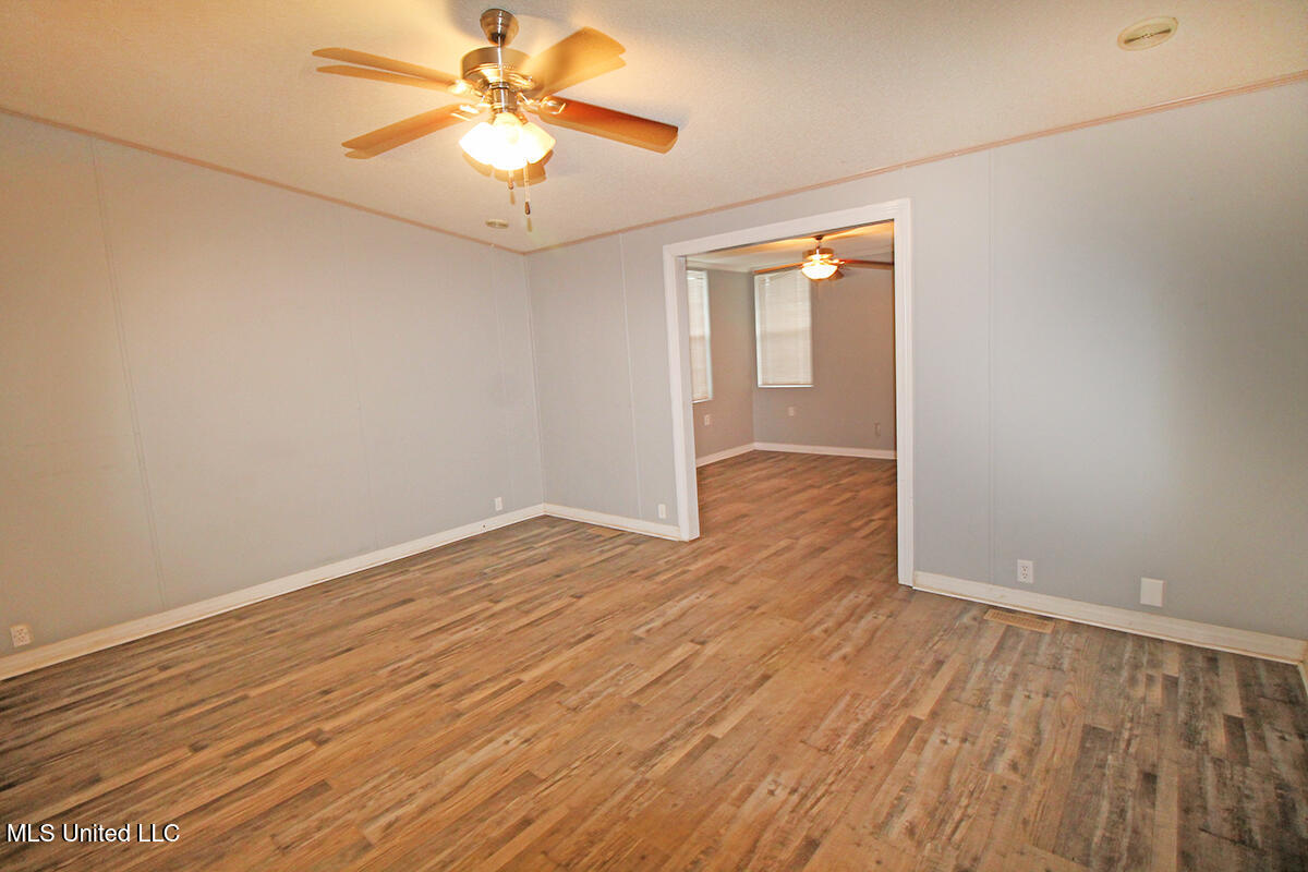 202 Howell Road Property Photo 21