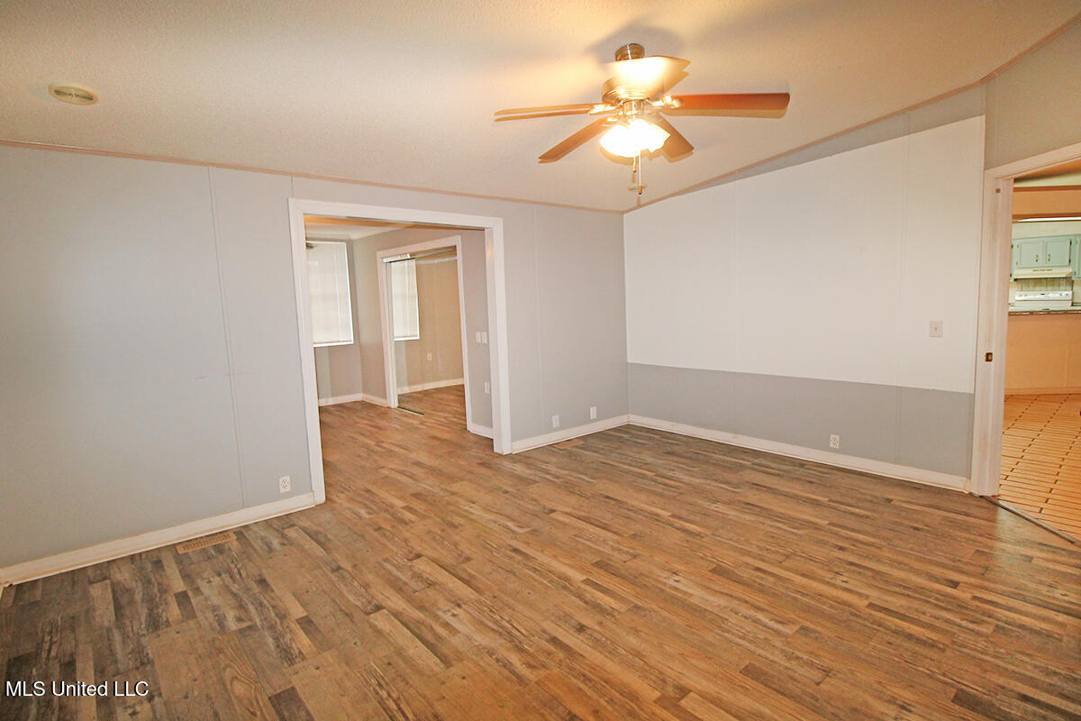 202 Howell Road Property Photo 22