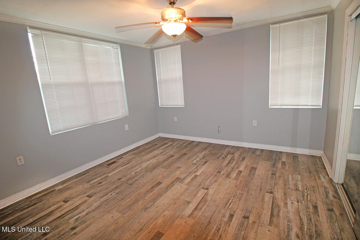202 Howell Road Property Photo 24