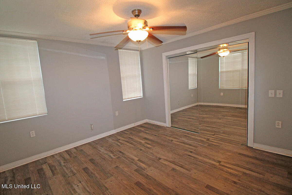 202 Howell Road Property Photo 25