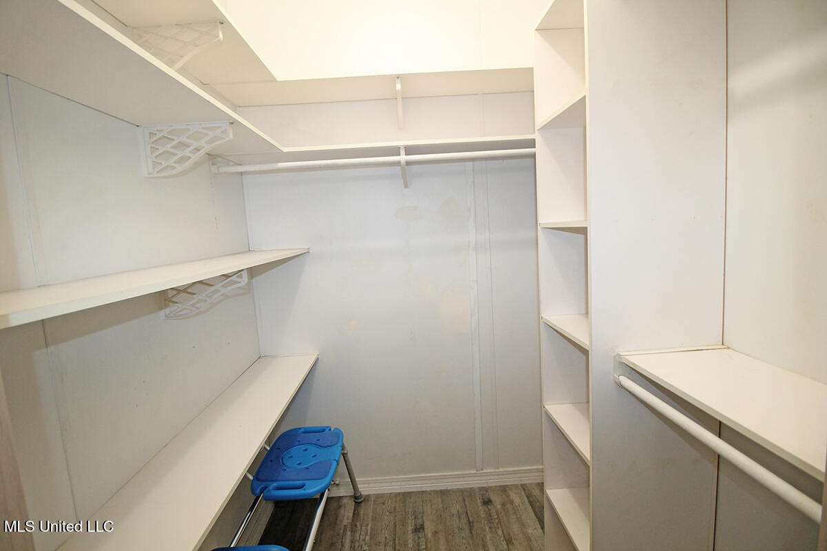 202 Howell Road Property Photo 30