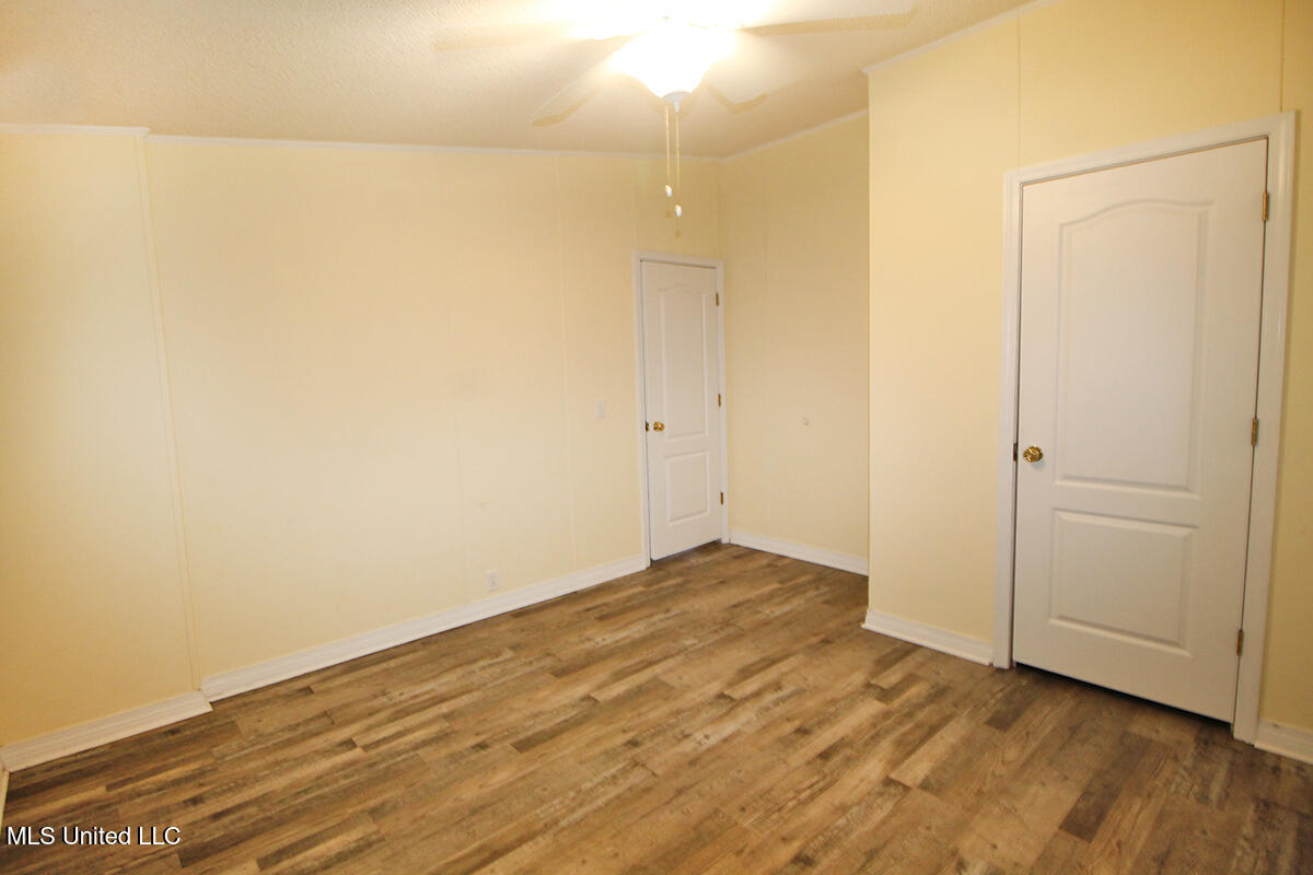202 Howell Road Property Photo 33