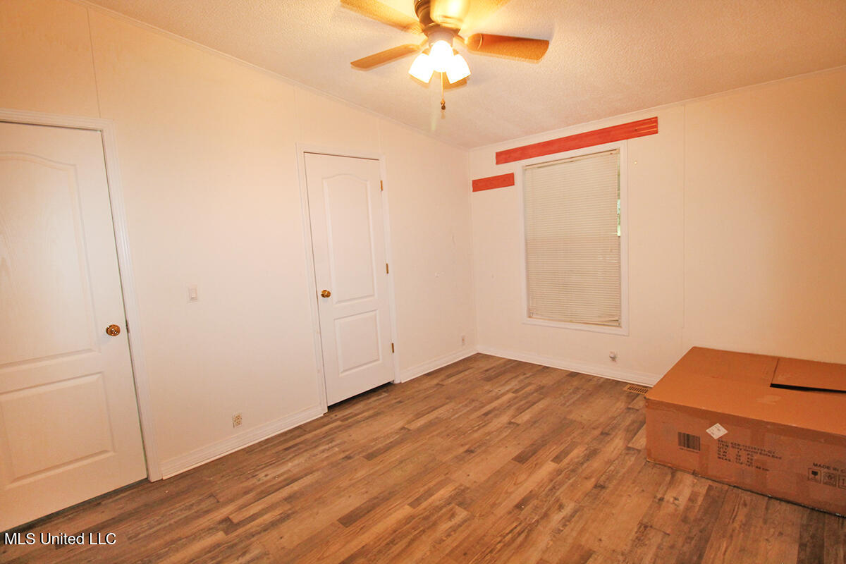 202 Howell Road Property Photo 37