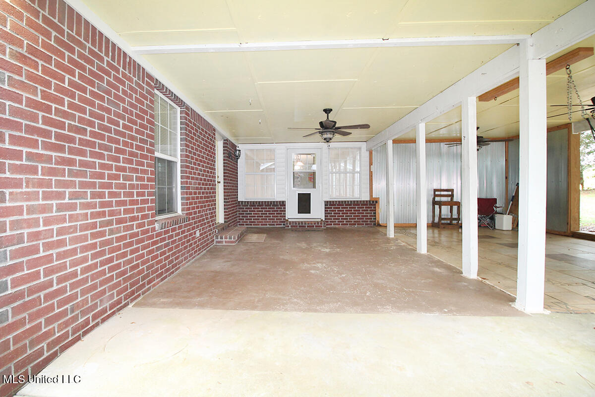 202 Howell Road Property Photo 43