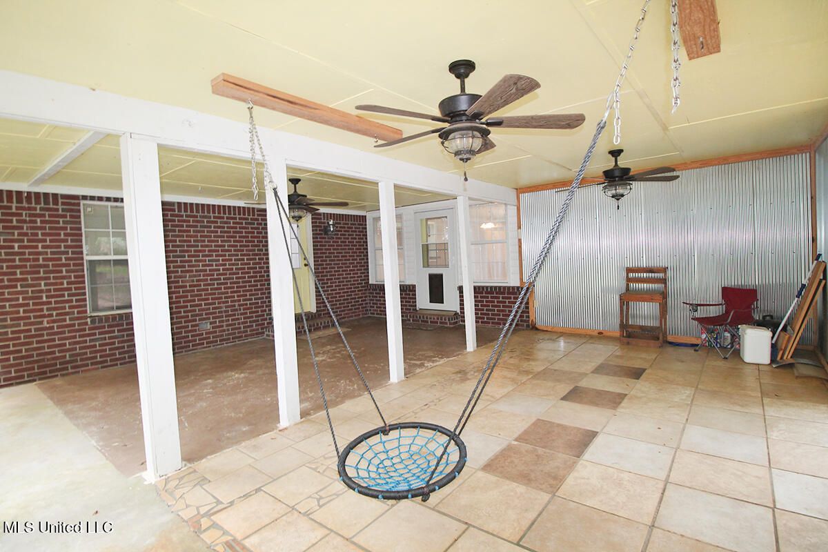 202 Howell Road Property Photo 44