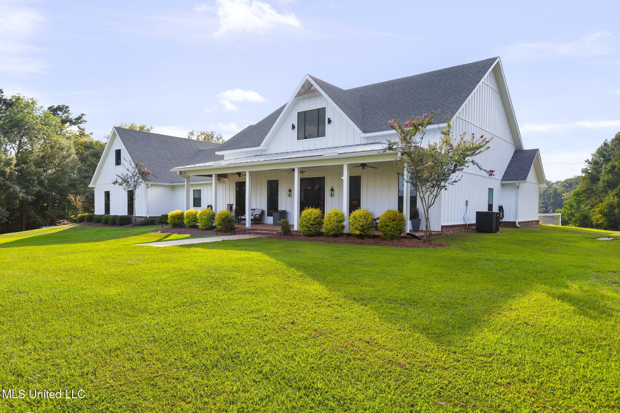 353 Flinco Farms Road Property Photo 1