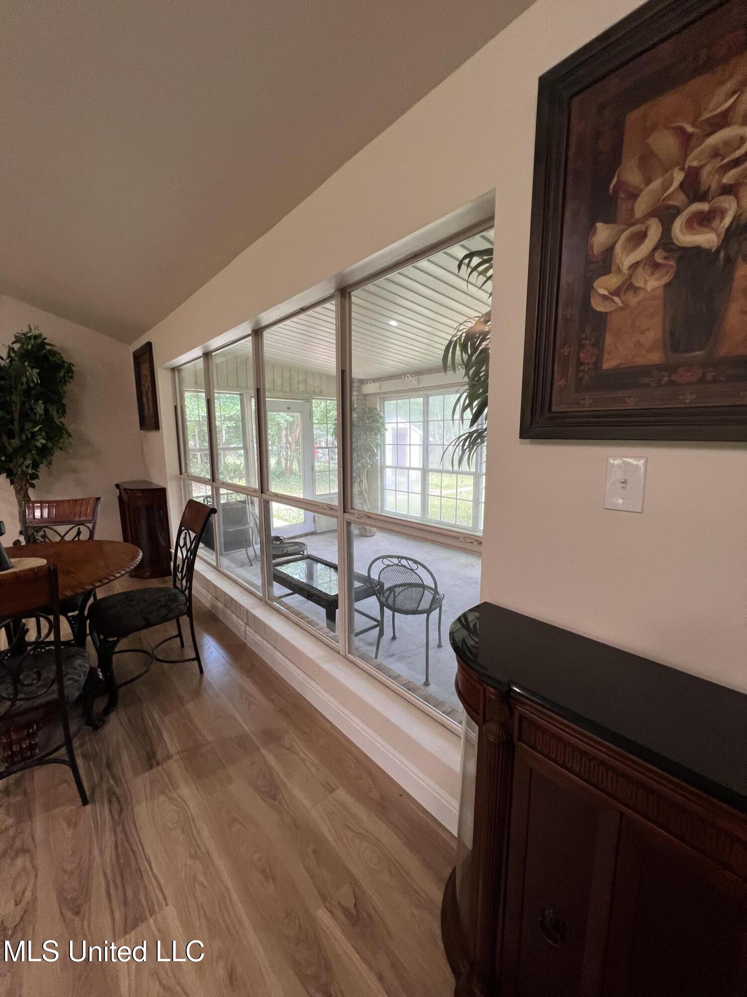 260 Lakeside Drive Property Photo 20