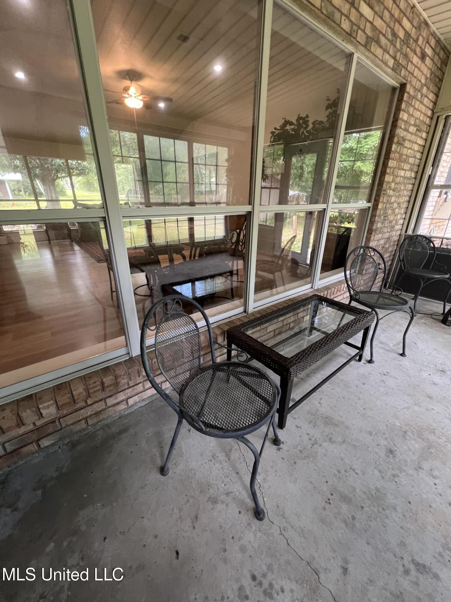 260 Lakeside Drive Property Photo 22