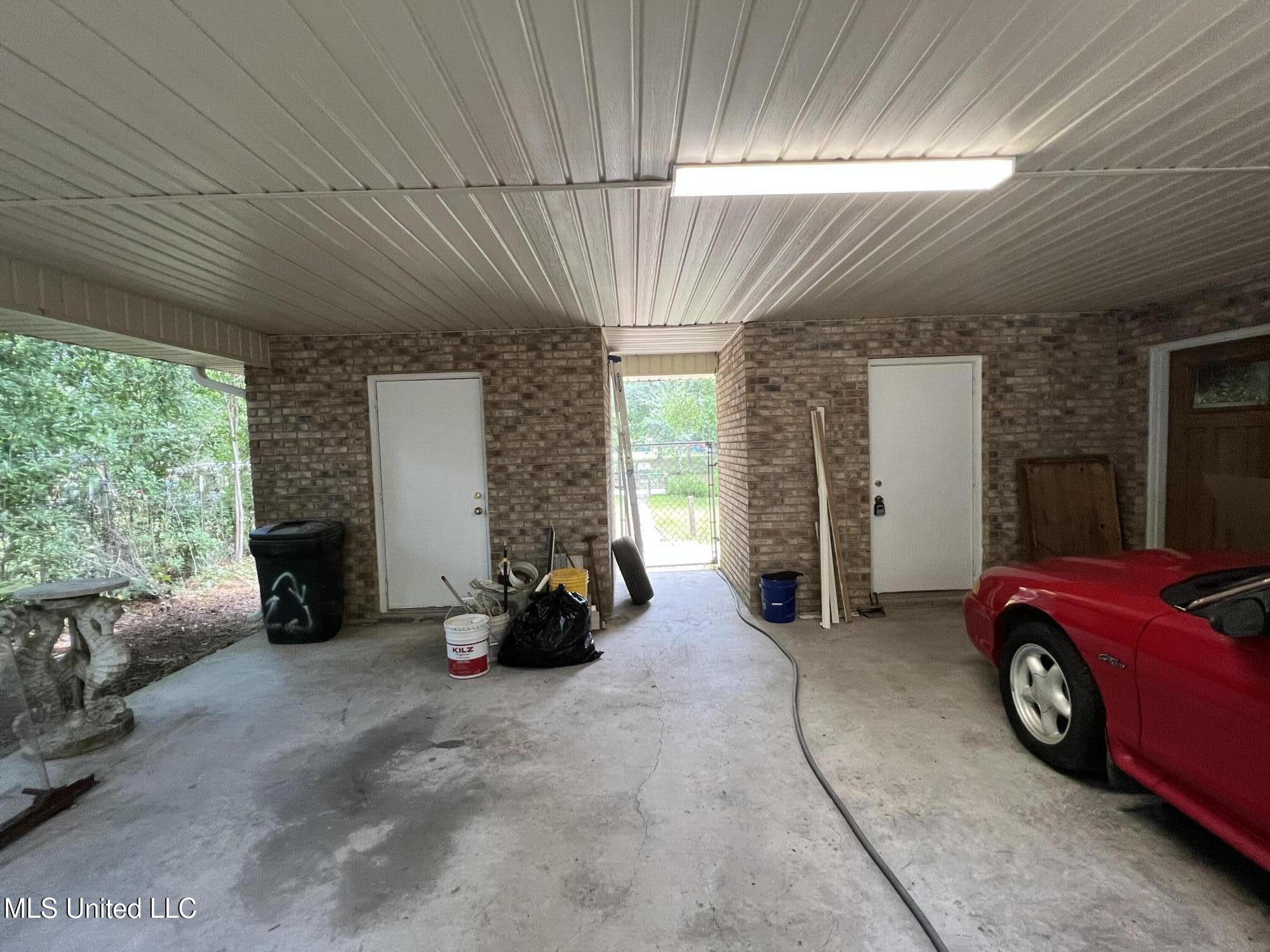 260 Lakeside Drive Property Photo 26