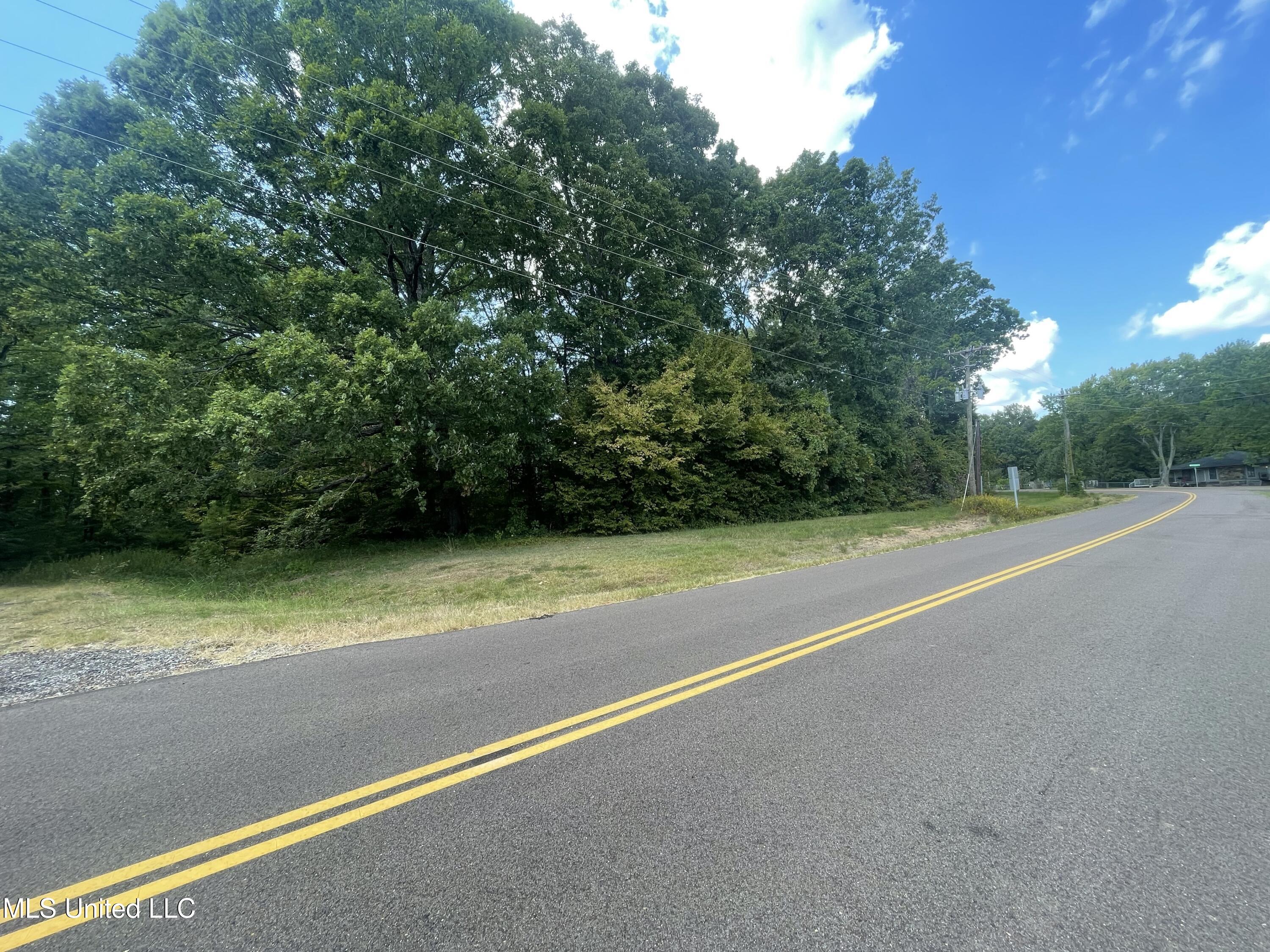 Sequoyah Drive Property Photo 1