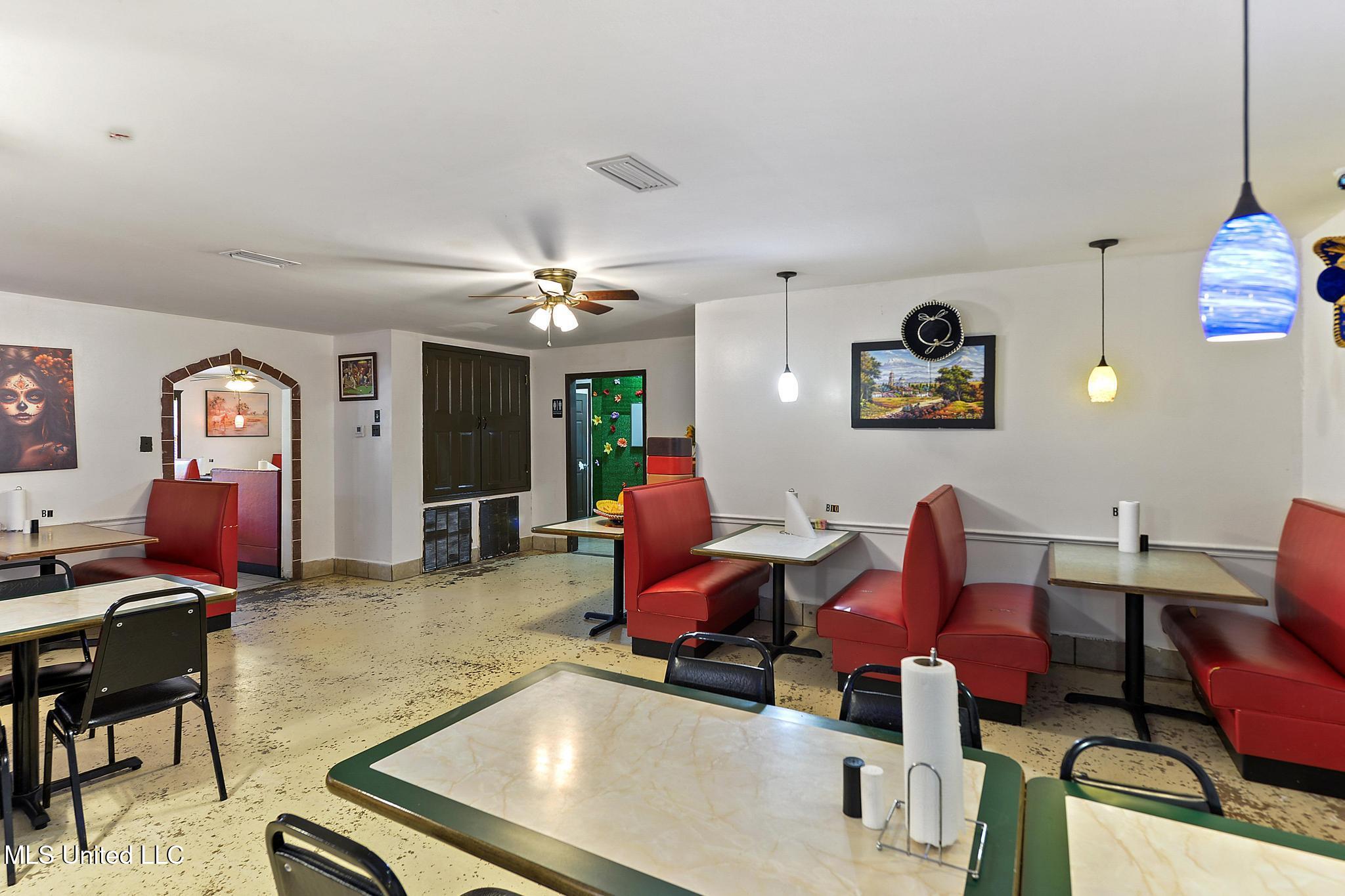 202 River Street Property Photo 11