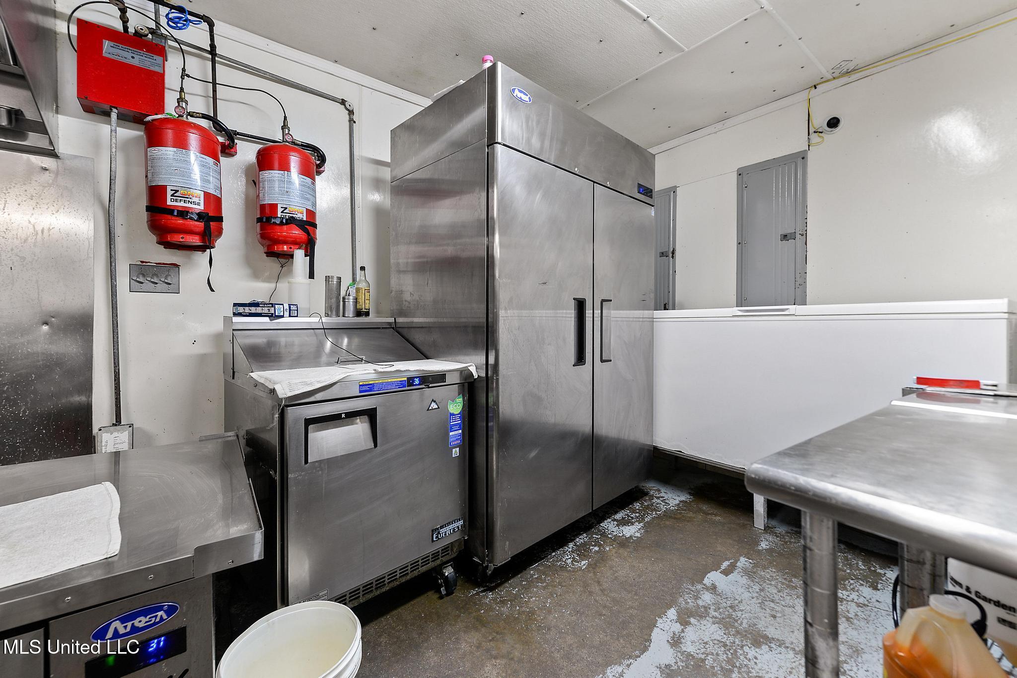 202 River Street Property Photo 16