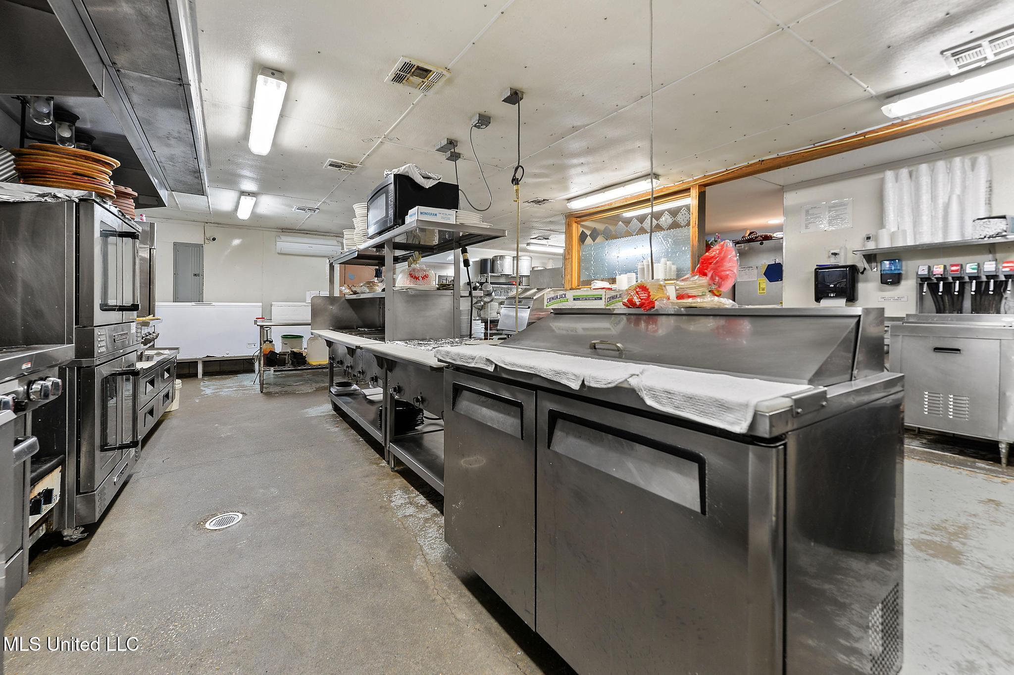 202 River Street Property Photo 19