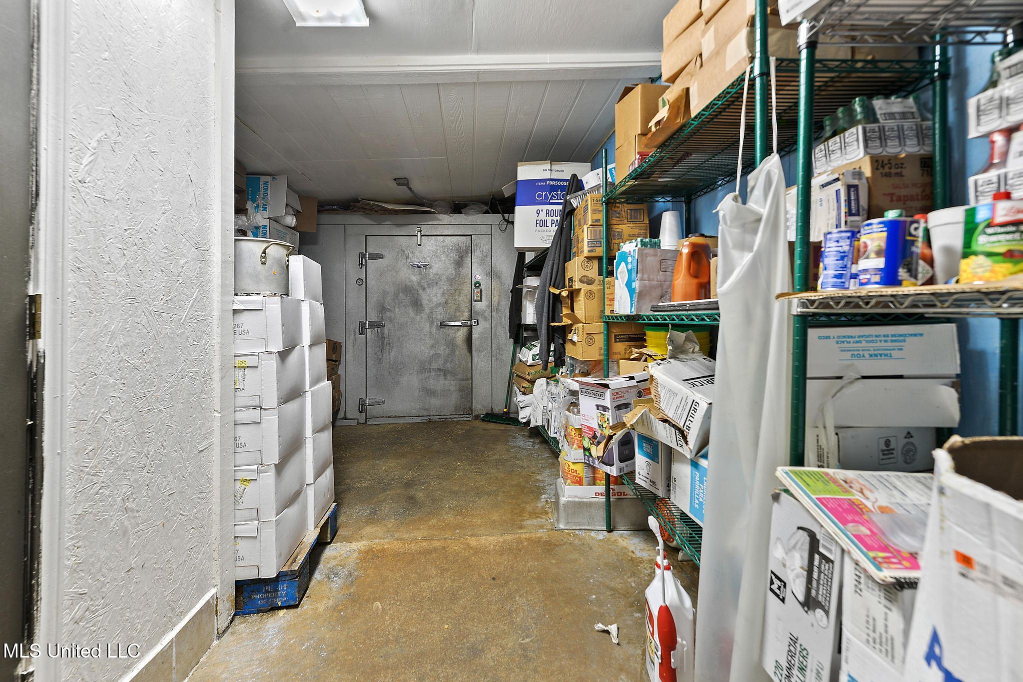 202 River Street Property Photo 20