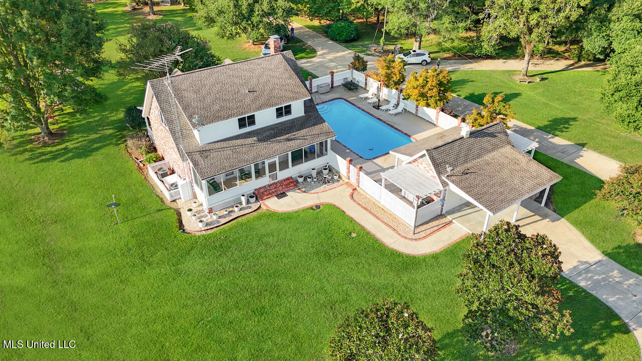 2053 Osyka Progress Road Property Photo 1