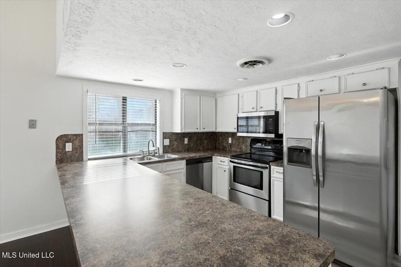 2 Pheasant Run Property Photo 11