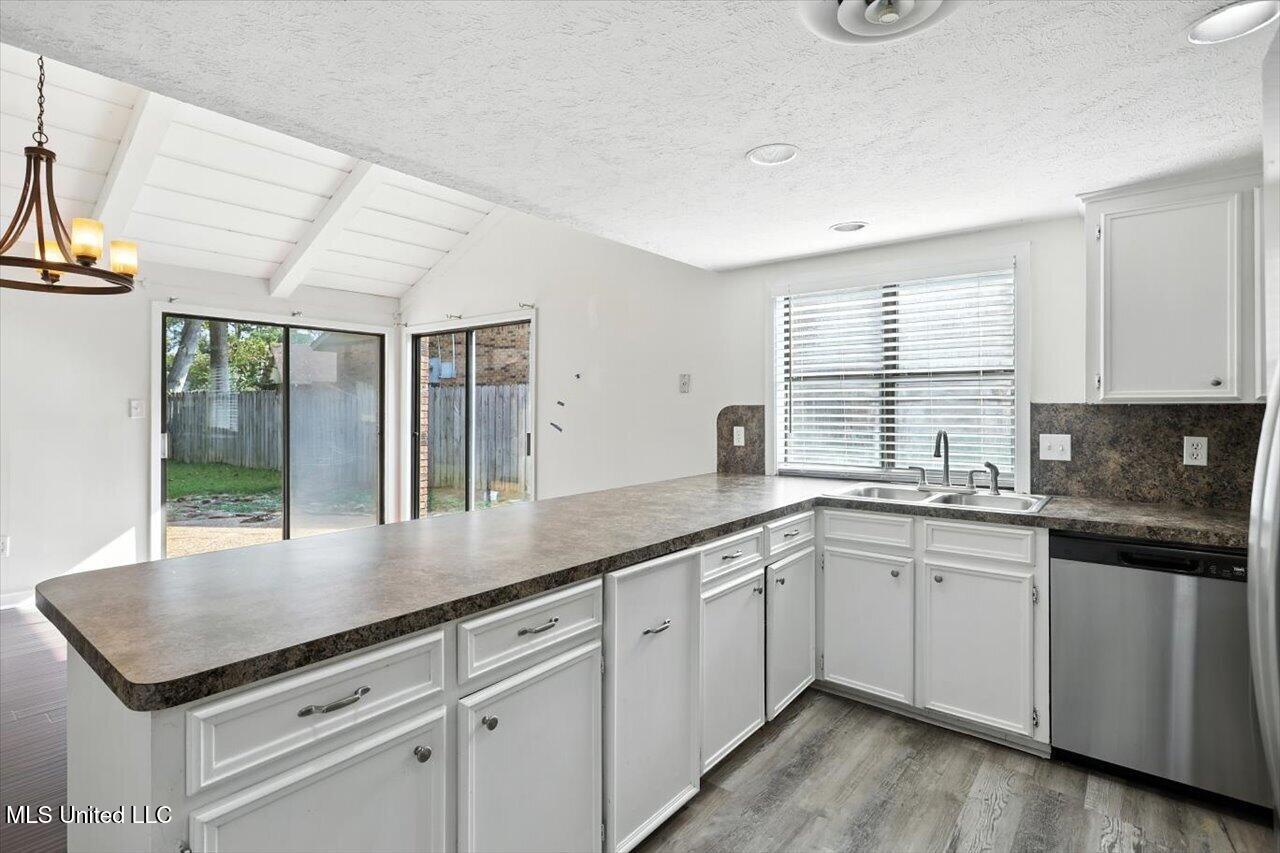 2 Pheasant Run Property Photo 13