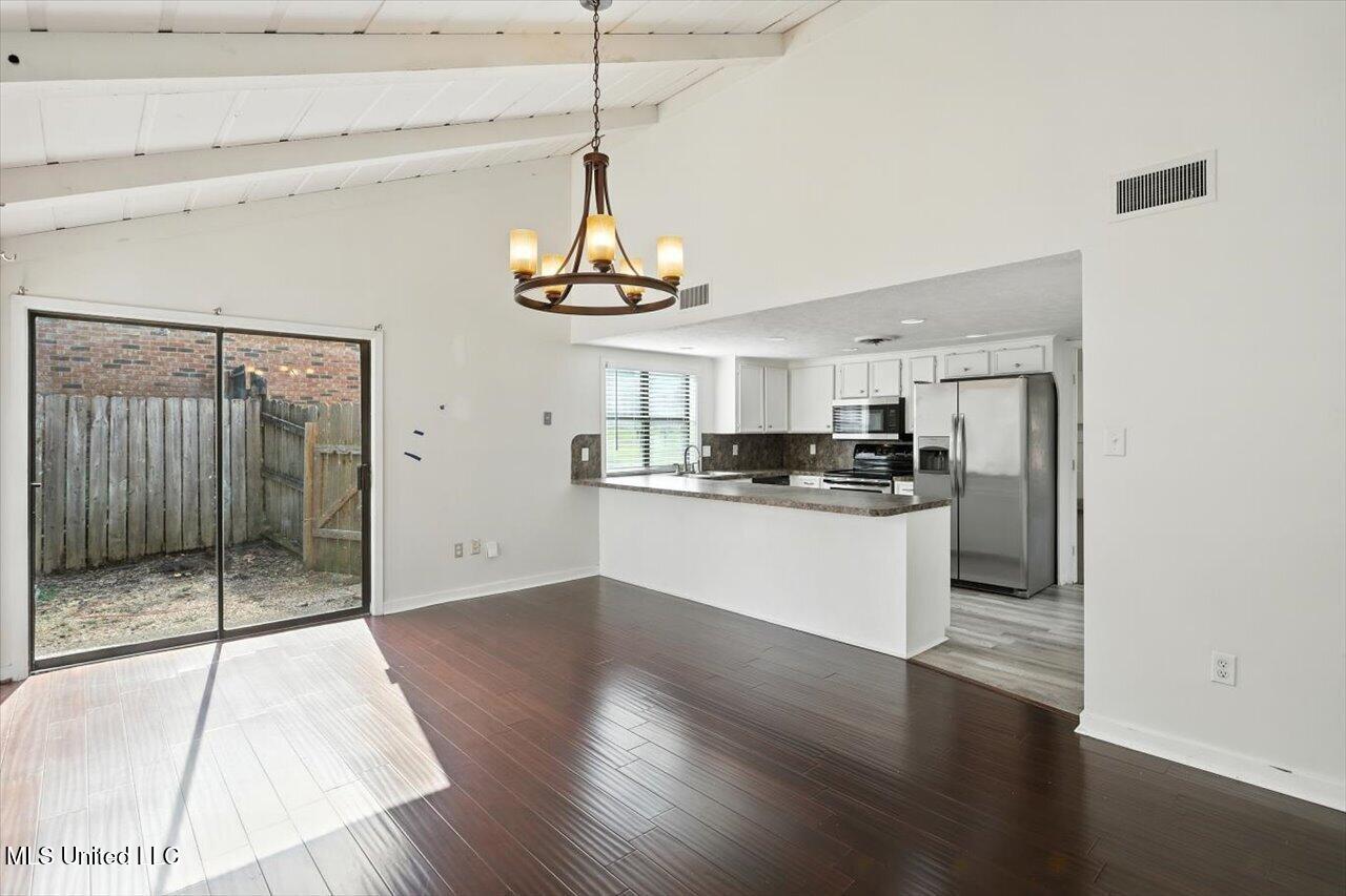 2 Pheasant Run Property Photo 16