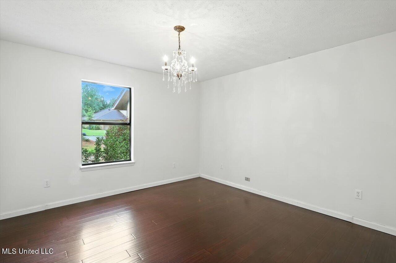 2 Pheasant Run Property Photo 20