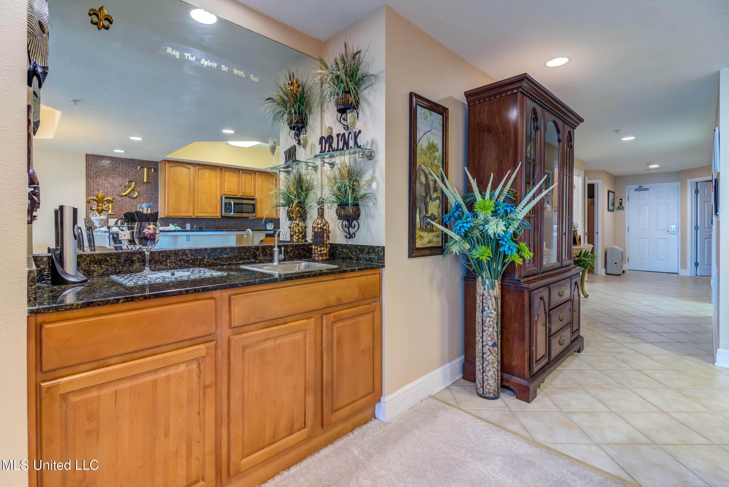 2668 Beach Boulevard Property Photo 8