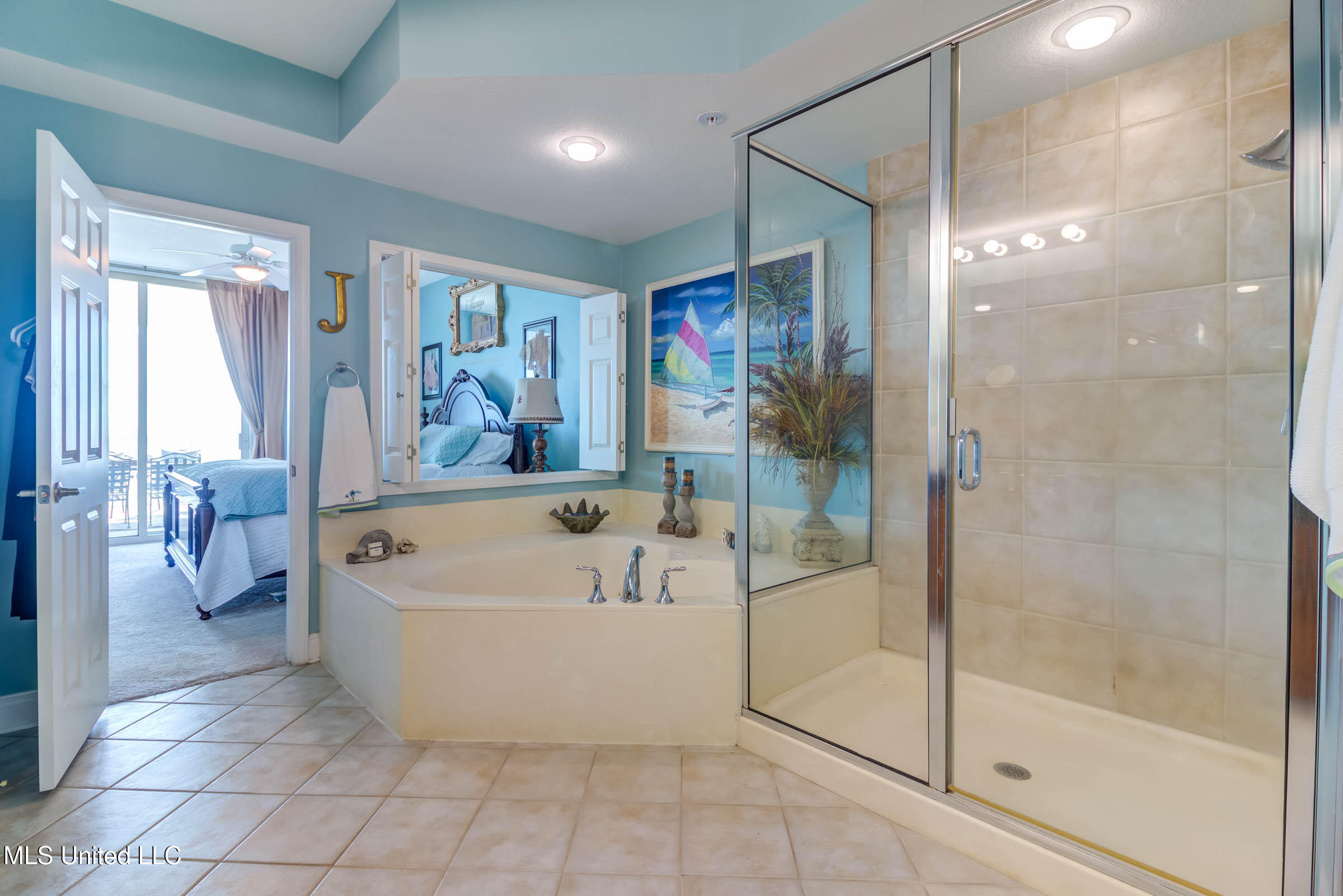 2668 Beach Boulevard Property Photo 25