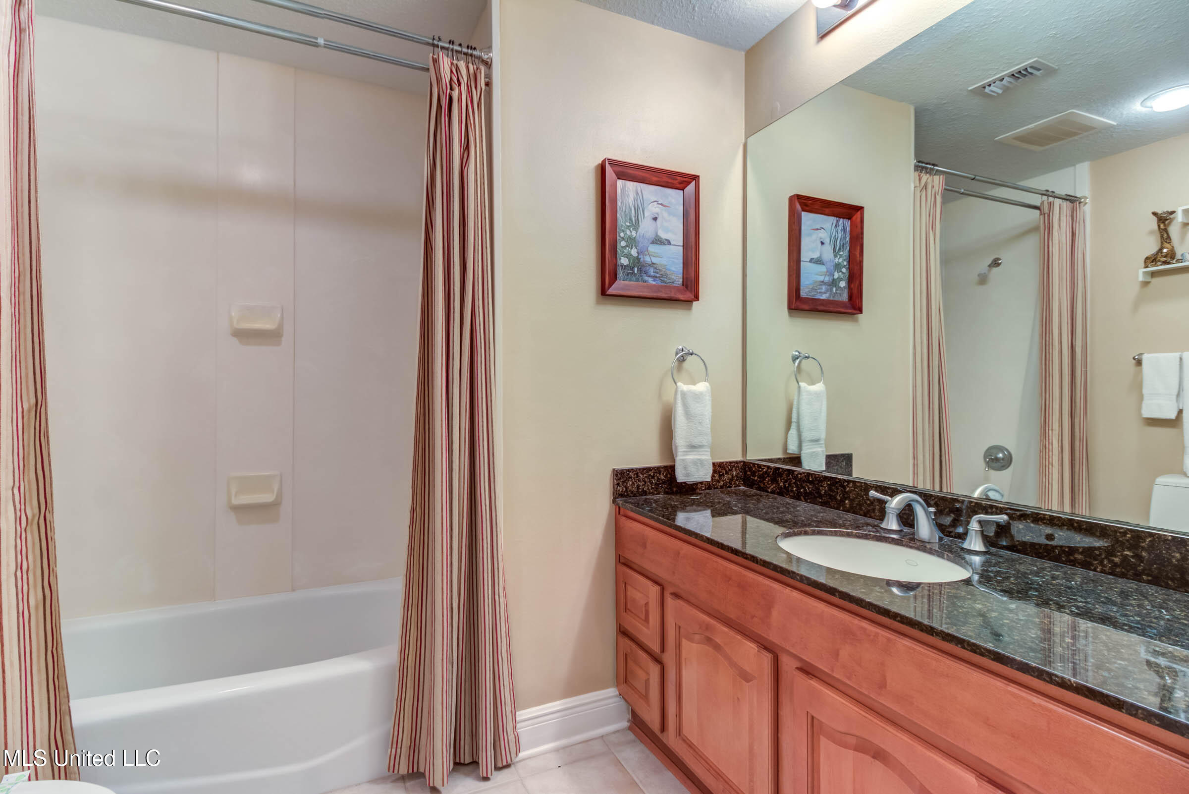 2668 Beach Boulevard Property Photo 35