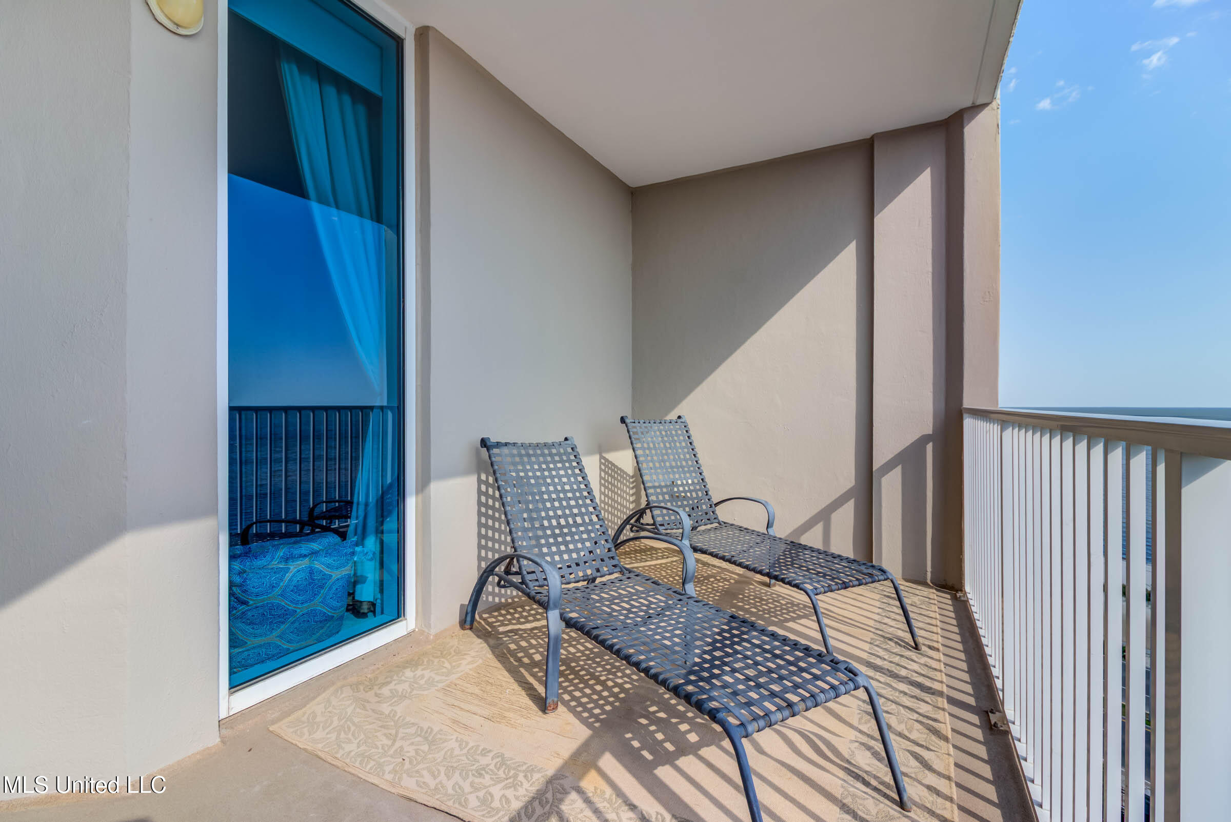 2668 Beach Boulevard Property Photo 39