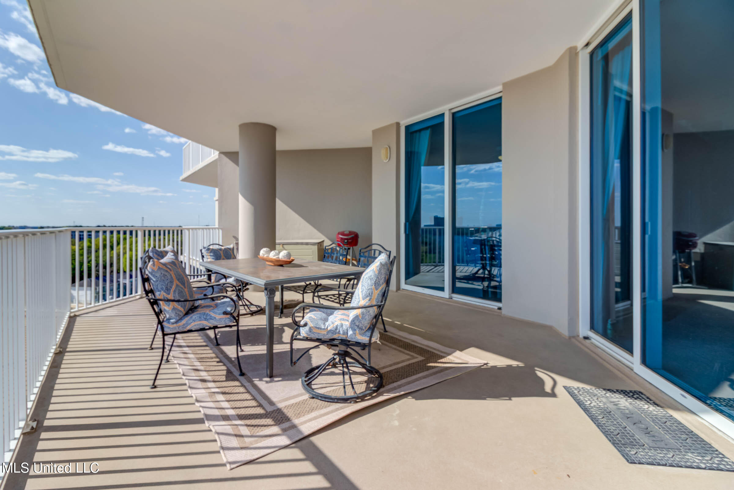 2668 Beach Boulevard Property Photo 41