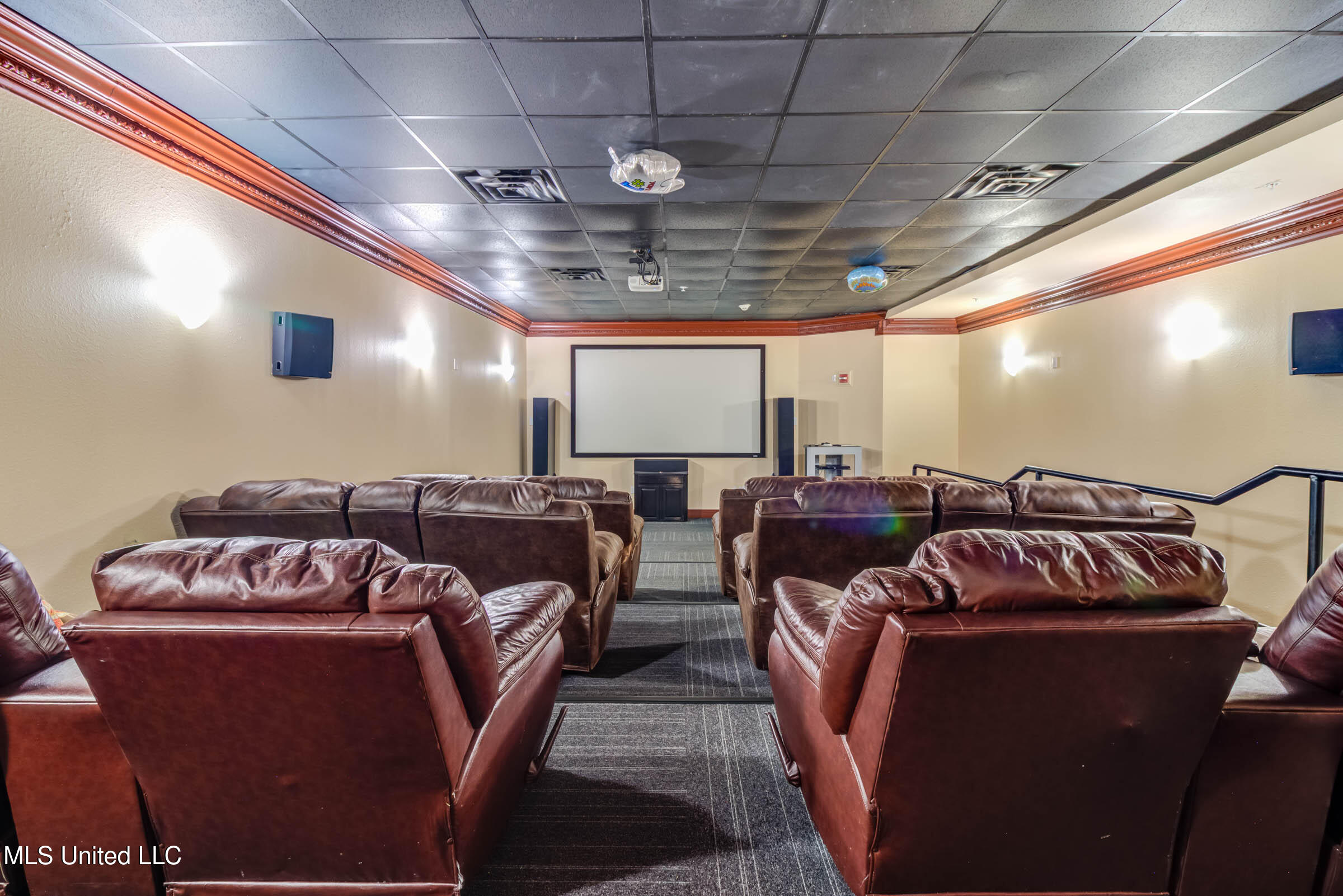 2668 Beach Boulevard Property Photo 54