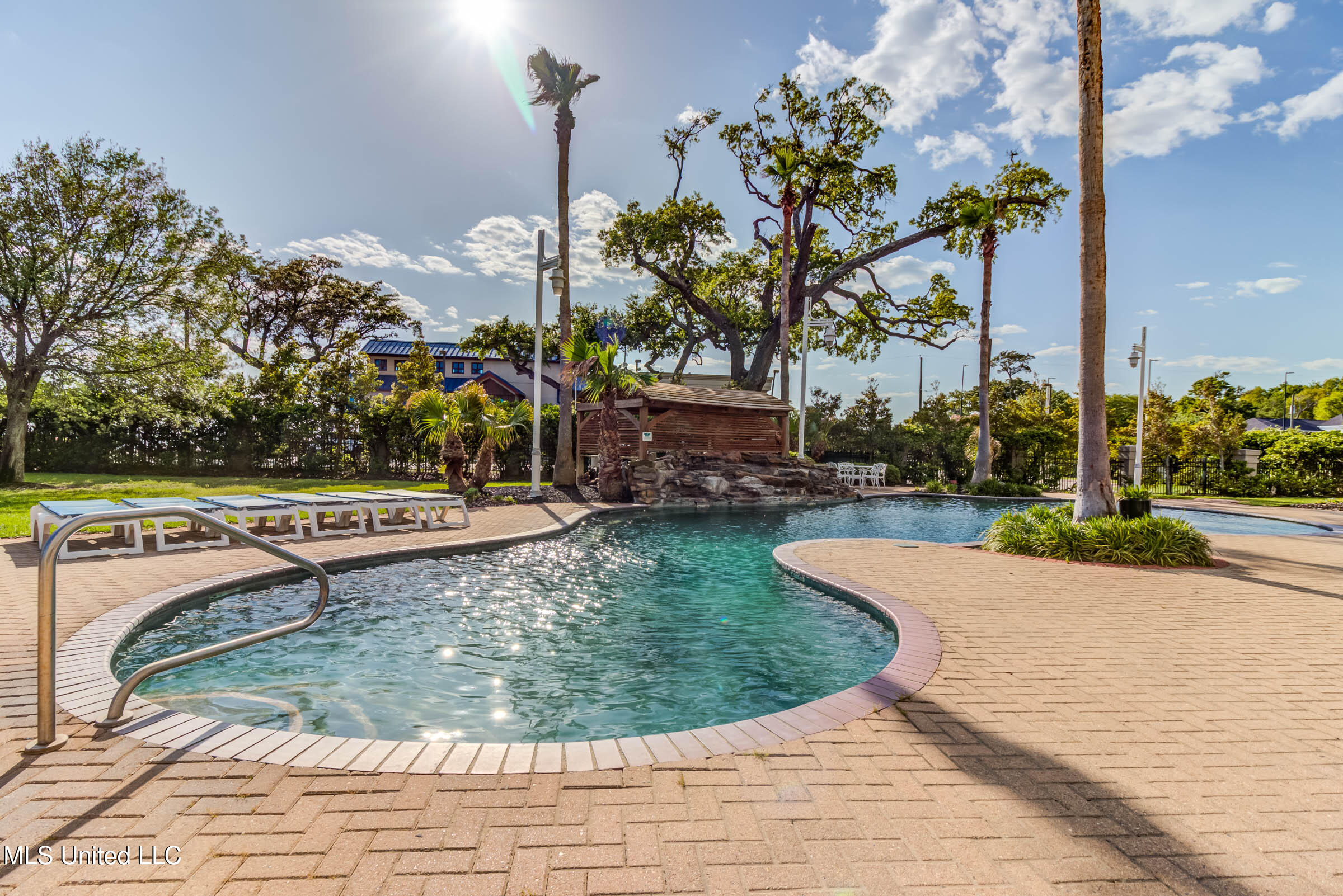 2668 Beach Boulevard Property Photo 57