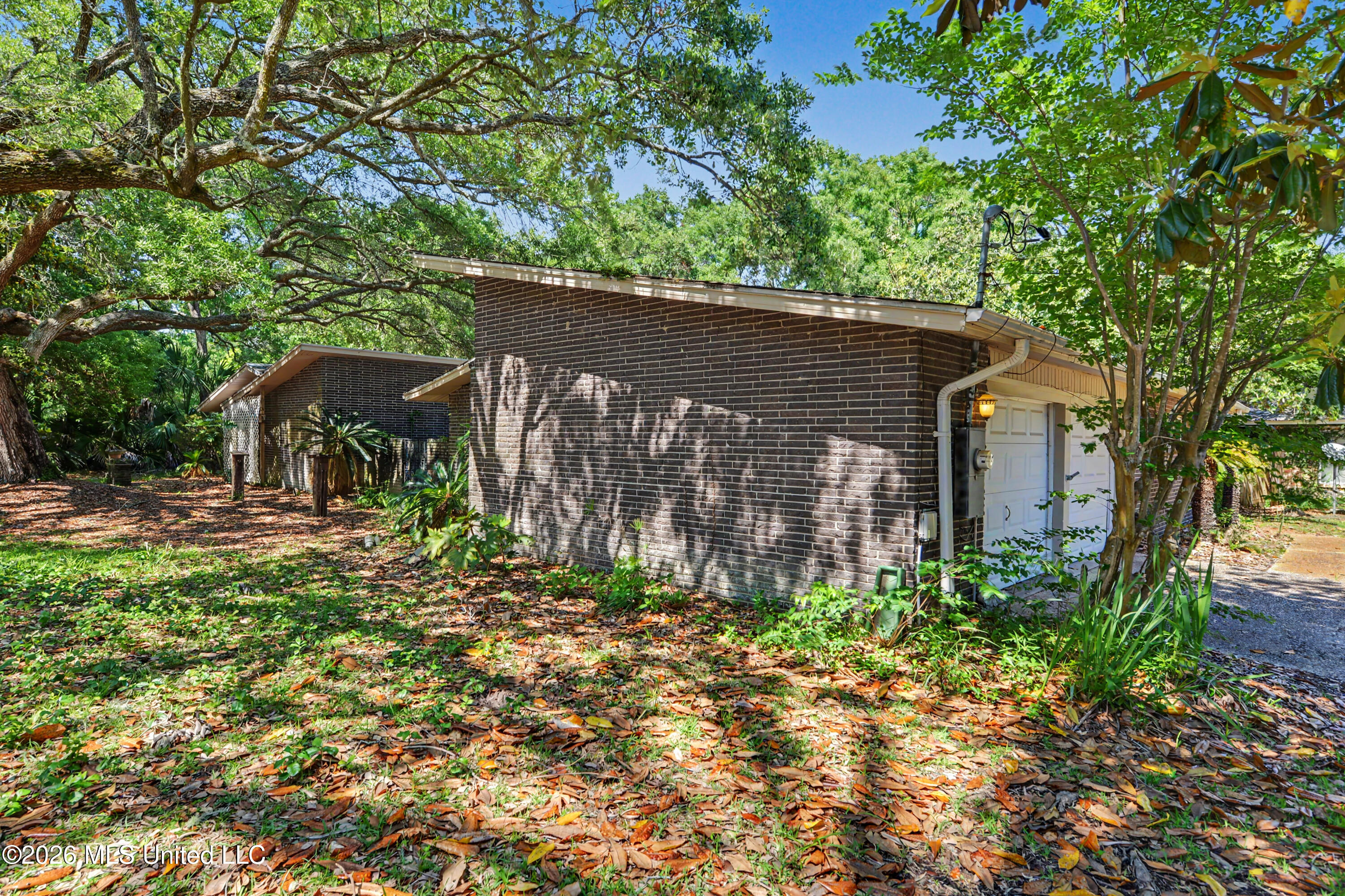 1040 Del Norte Circle Property Photo 2