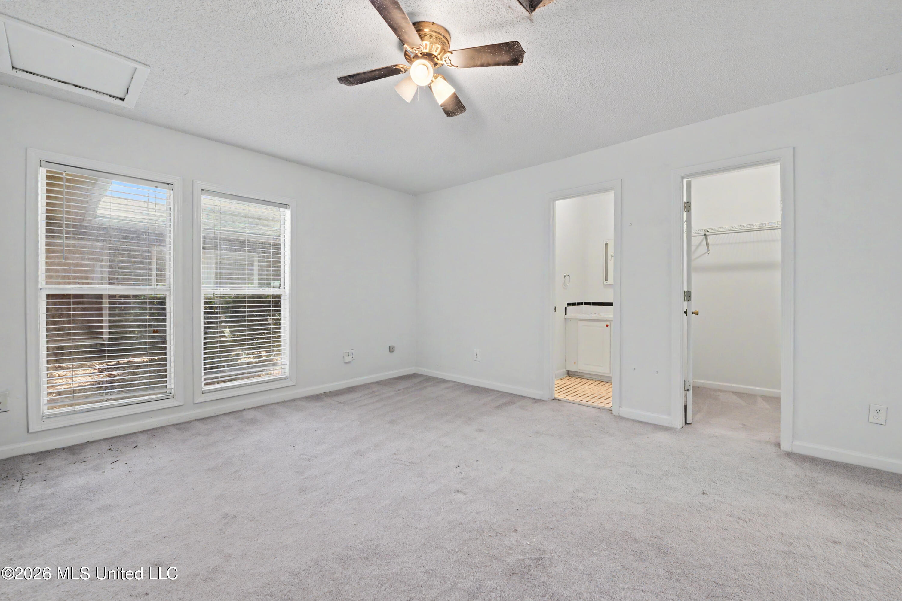 1040 Del Norte Circle Property Photo 12