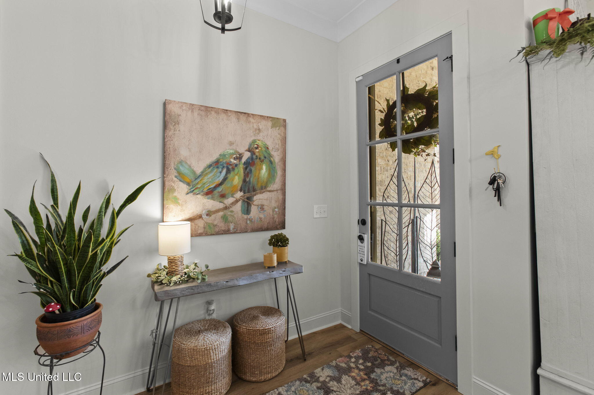 202 Silver Maple Place Property Photo 5