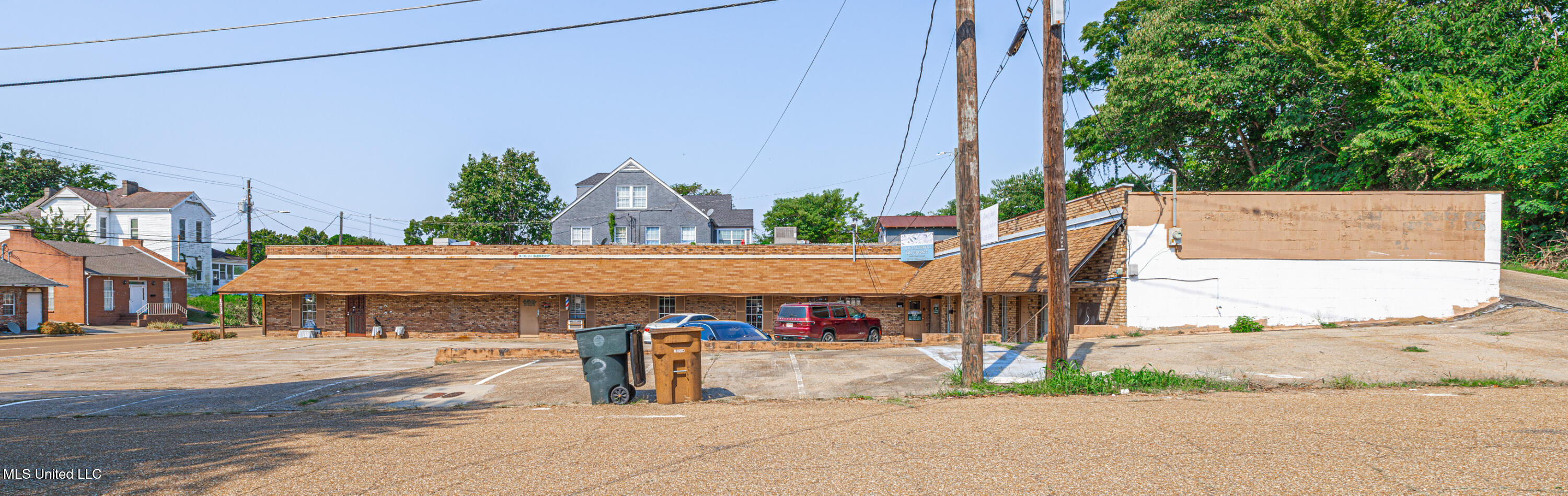 1713 Clay Street Property Photo 6