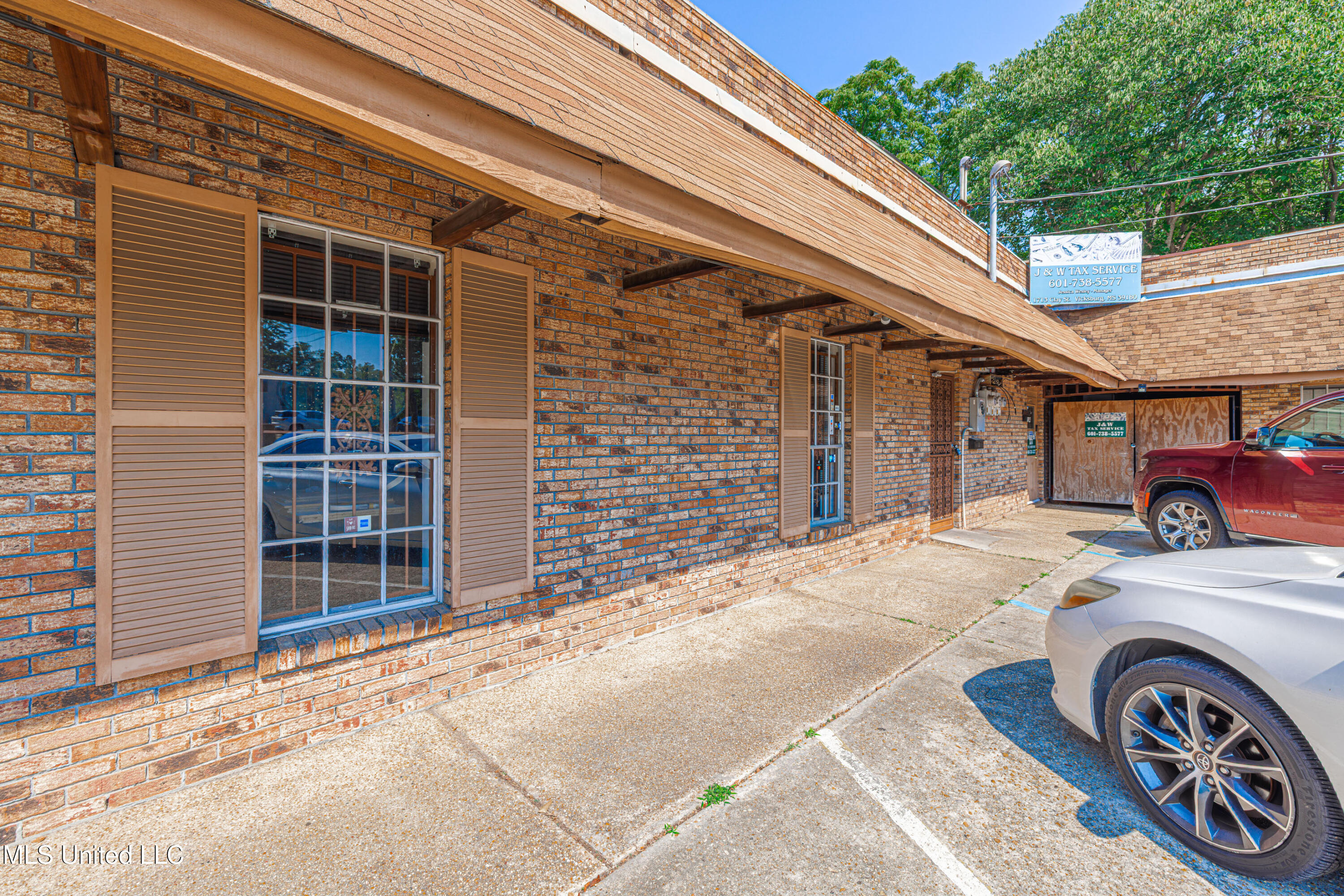 1713 Clay Street Property Photo 12