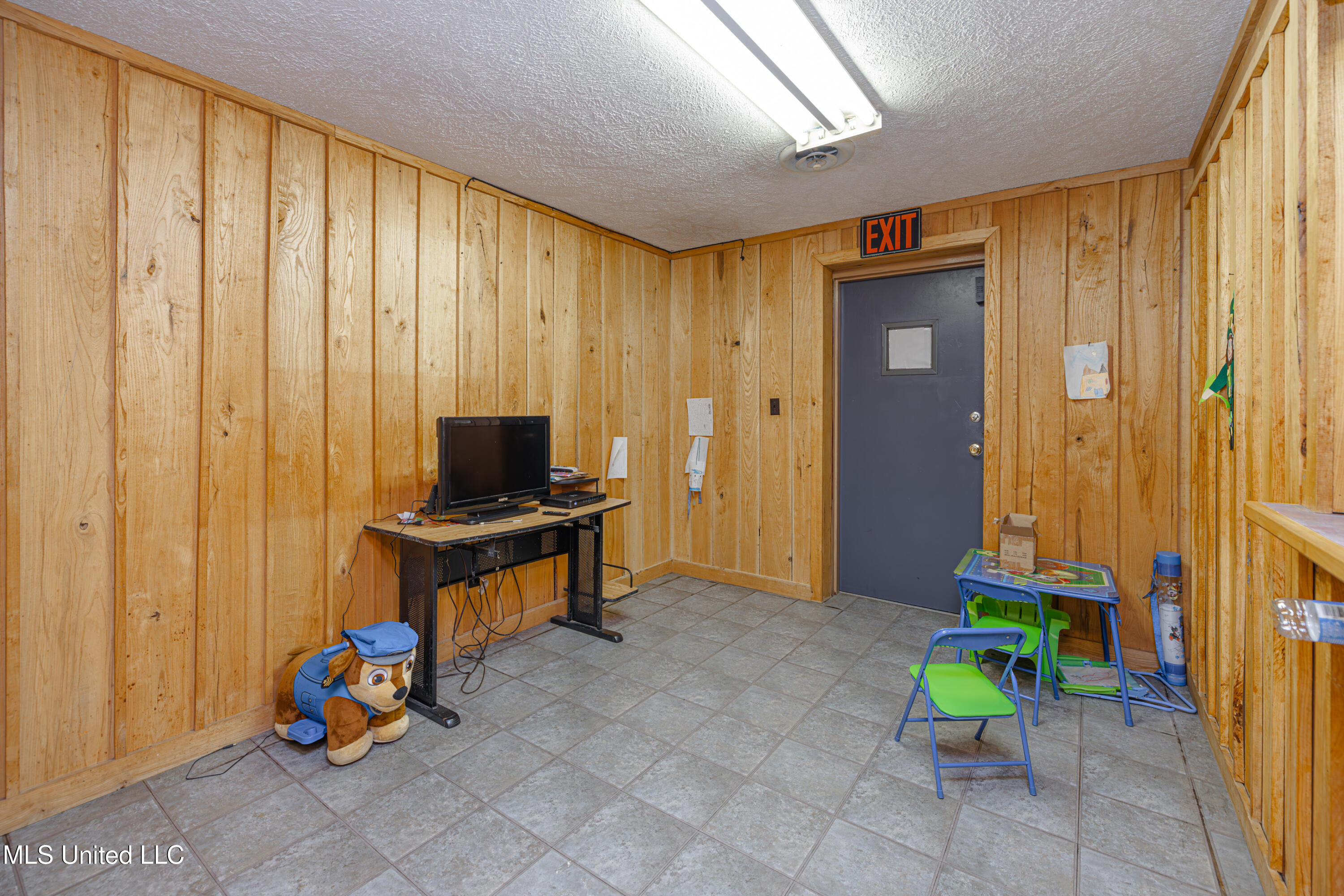 1713 Clay Street Property Photo 43