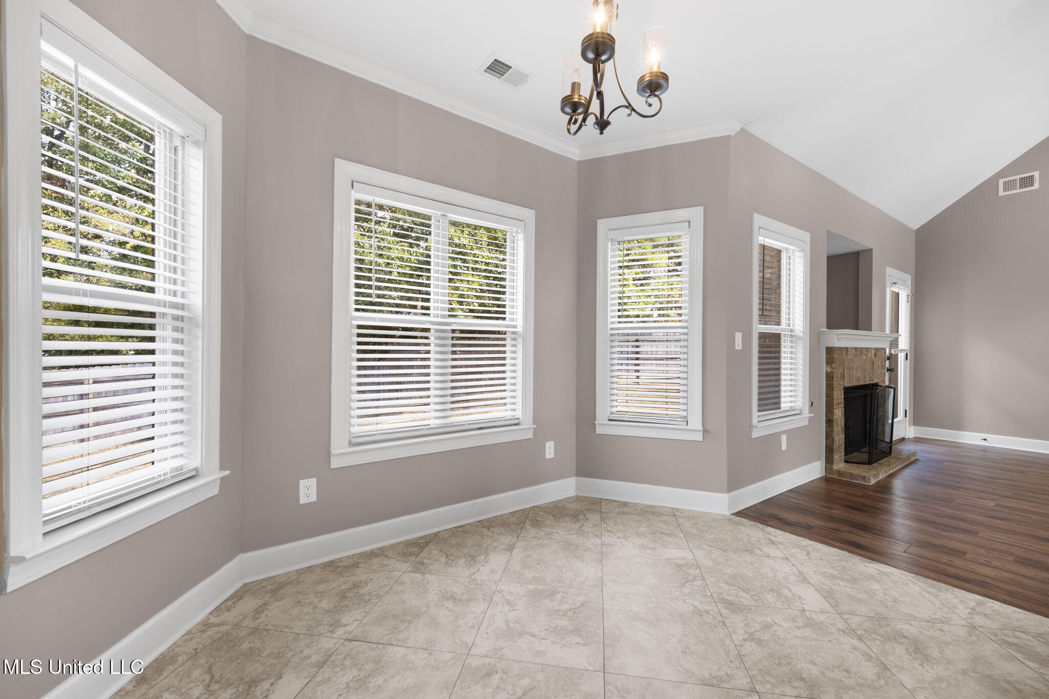 35 Pearson Cove Property Photo 15