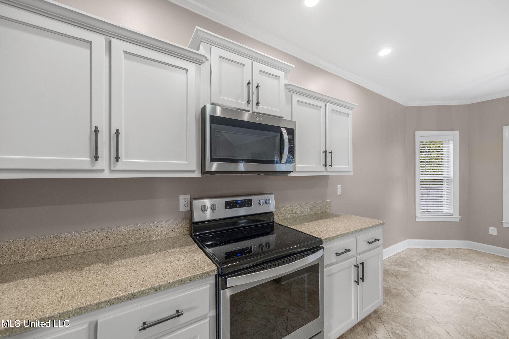 35 Pearson Cove Property Photo 17