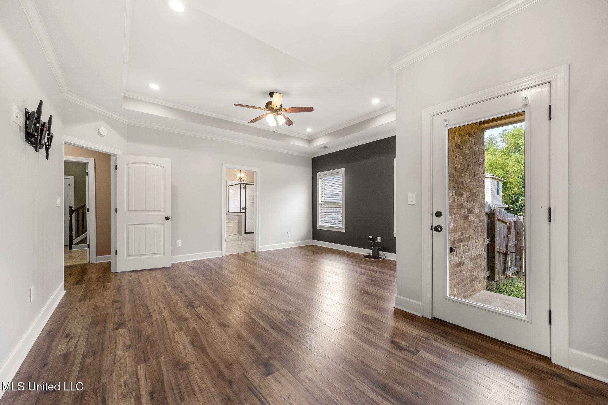 35 Pearson Cove Property Photo 19