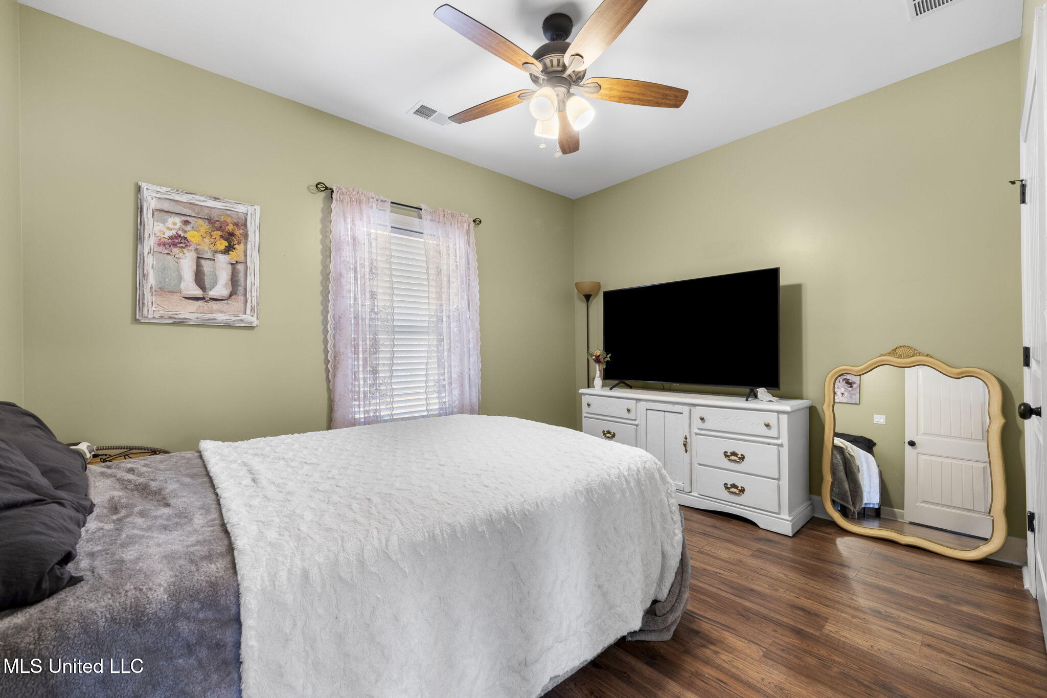 35 Pearson Cove Property Photo 28