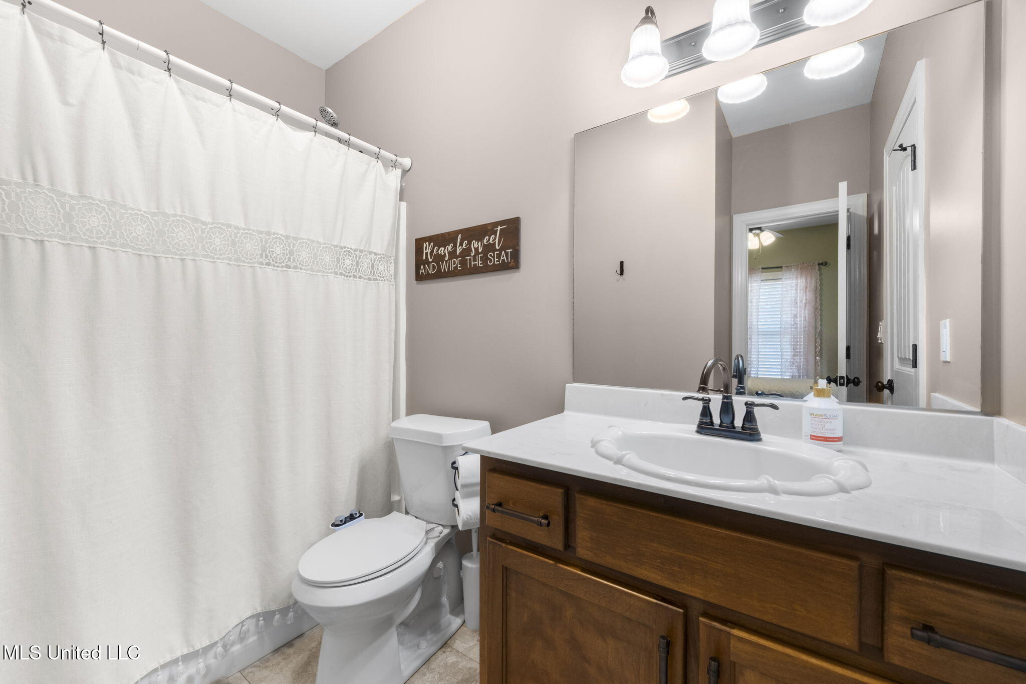 35 Pearson Cove Property Photo 29