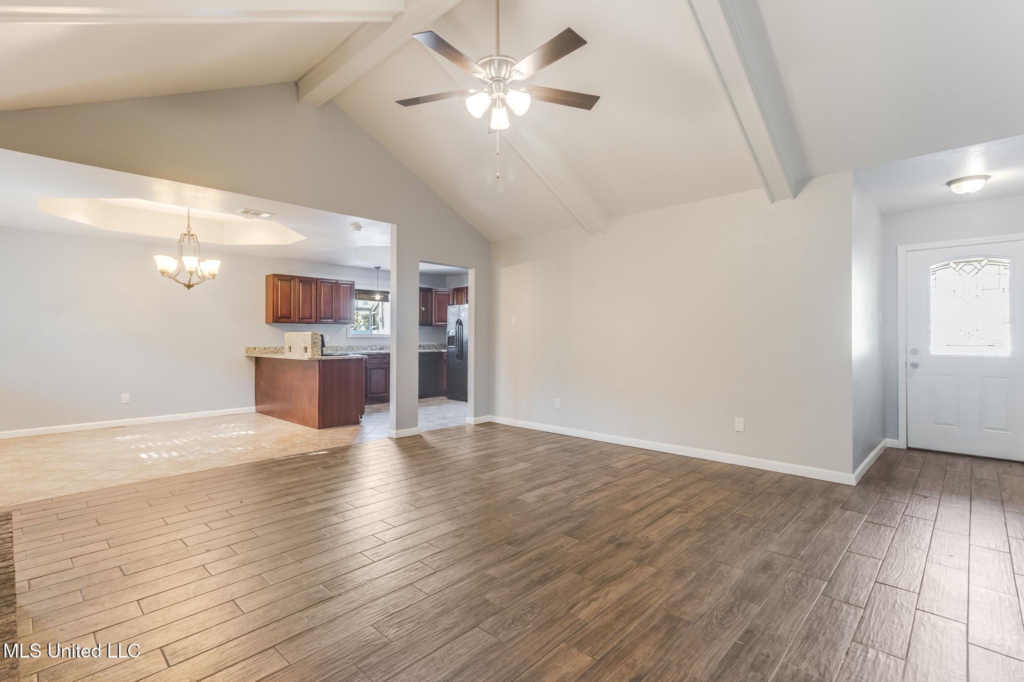 15030 Government Street Property Photo 8