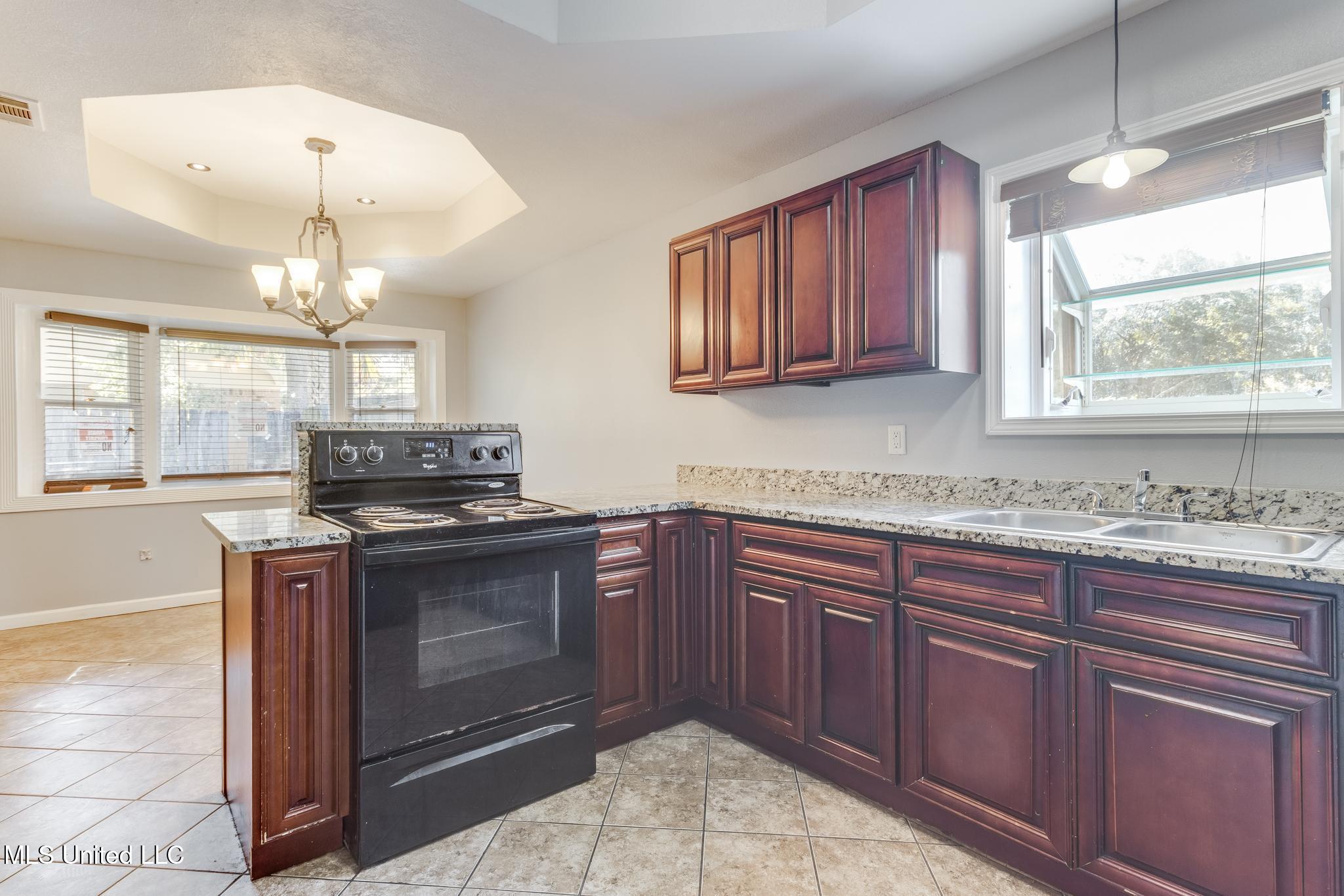 15030 Government Street Property Photo 9