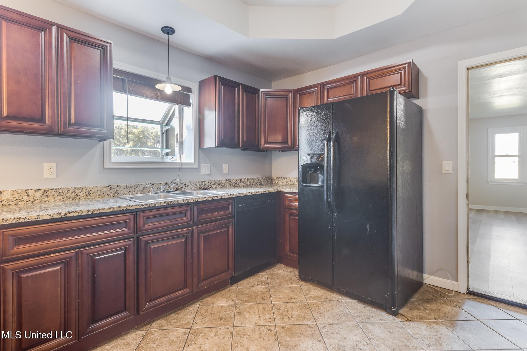 15030 Government Street Property Photo 10