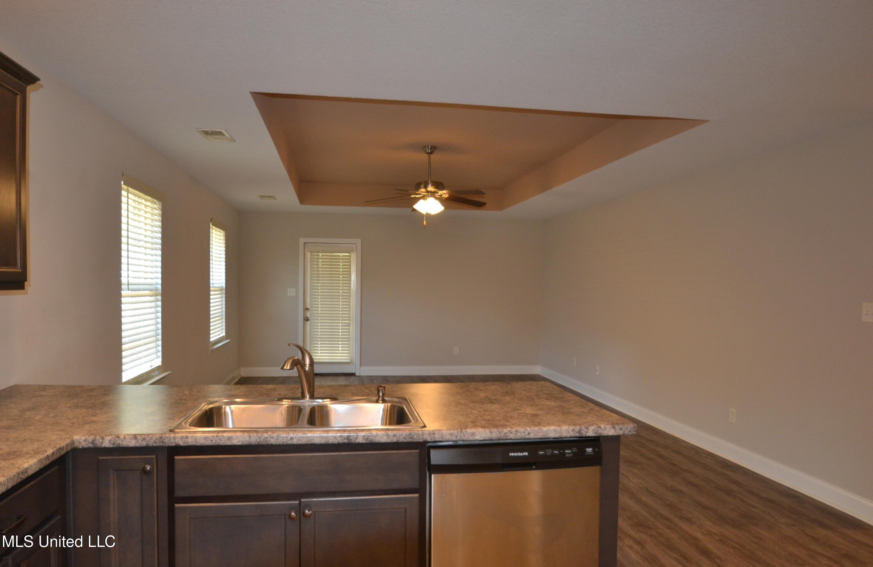 7843 Ferndale Drive Property Photo 9